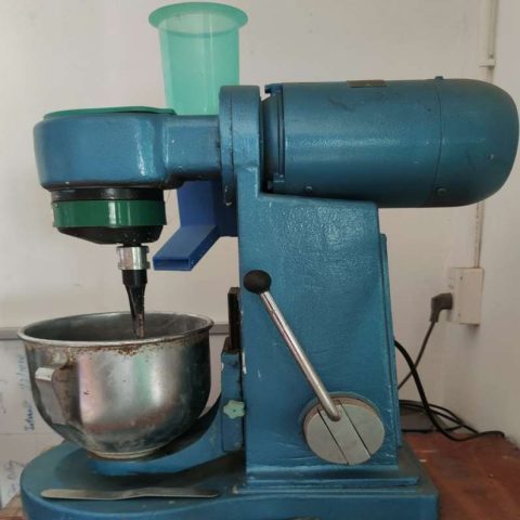 Máy trộn vữa, Xi măng